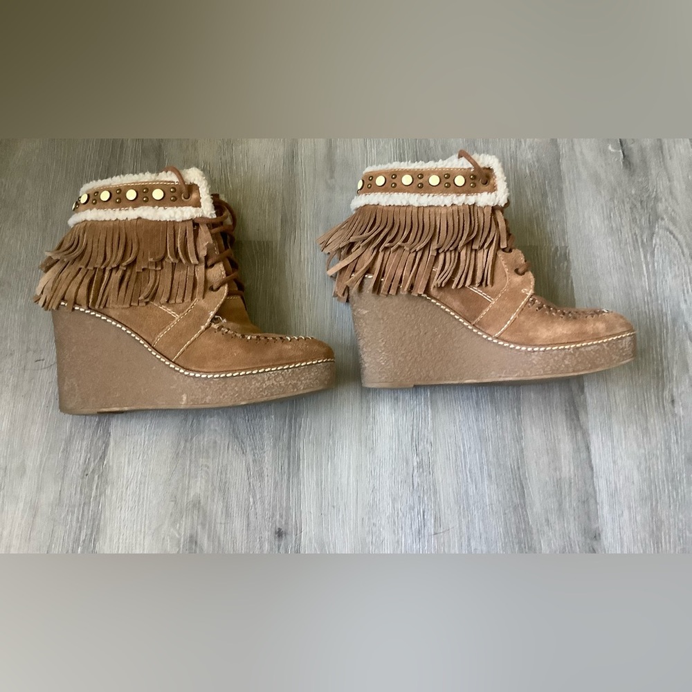 Suede bootie